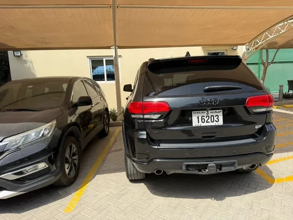 Cars for sale in uae Jeep Cherokee