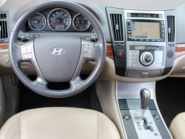 Cars for sale in uae Hyundai Veracruz