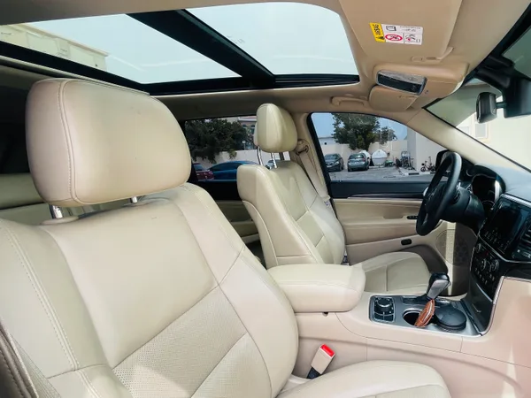 Cars for sale in uae Jeep Grand Cherokee