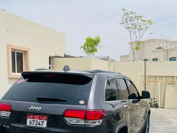 Cars for sale in uae Jeep Grand Cherokee