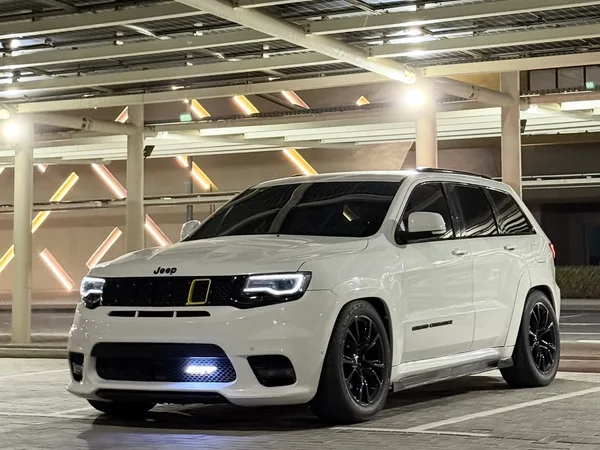 Cars for sale in uae Jeep Grand Cherokee