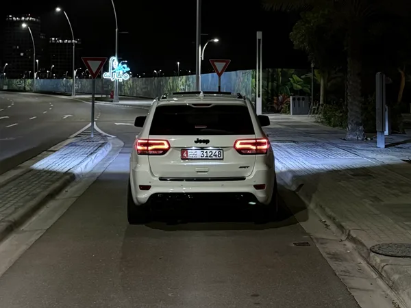 Cars for sale in uae Jeep Grand Cherokee