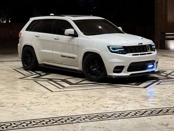 Cars for sale in uae Jeep Grand Cherokee