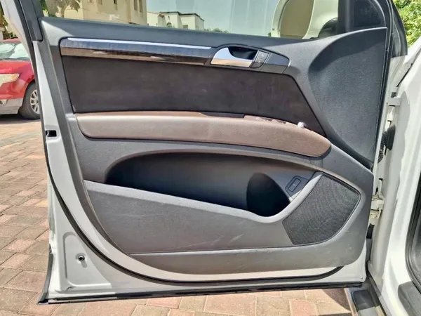 Cars for sale in uae Audi Q7