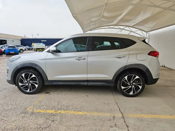 Cars for sale in uae Hyundai Tucson
