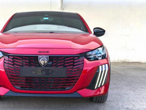 Cars for sale in uae Peugeot 208