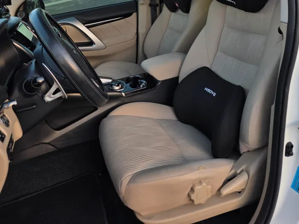 Cars for sale in uae Mitsubishi Montero Sport