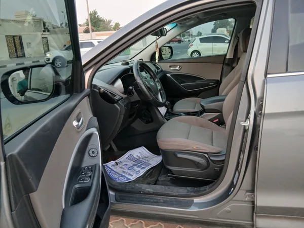 Cars for sale in uae Hyundai Santa Fe