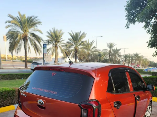 Cars for sale in uae Kia Picanto