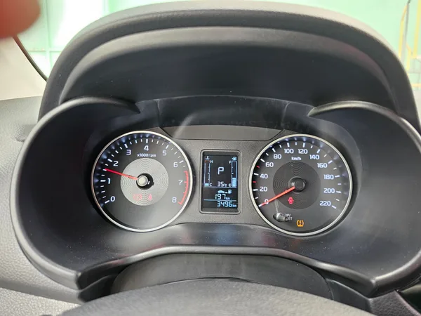Cars for sale in uae Kia Pegas