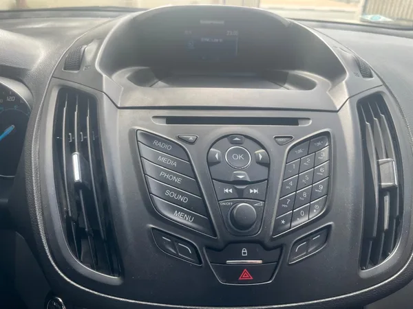 Cars for sale in uae Ford Escape