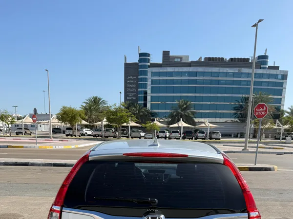 Cars for sale in uae Honda CR-V