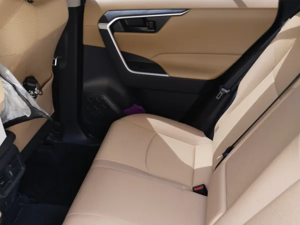 Cars for sale in uae Toyota Rav 4
