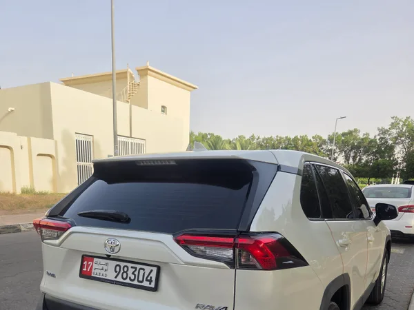 Cars for sale in uae Toyota Rav 4