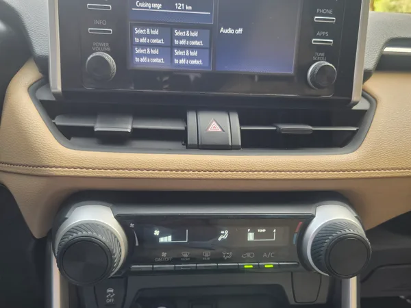 Cars for sale in uae Toyota Rav 4