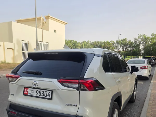 Cars for sale in uae Toyota Rav 4