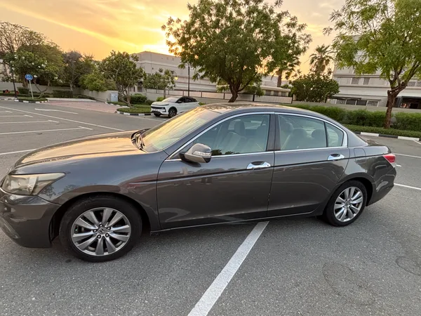 Cars for sale in uae Honda Accord