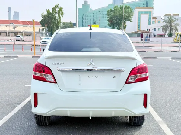 Cars for sale in uae Mitsubishi Attrage