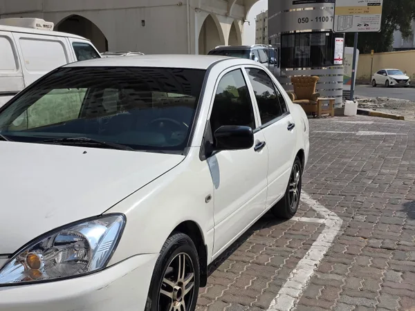 Cars for sale in uae Mitsubishi Lancer