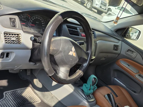 Cars for sale in uae Mitsubishi Lancer