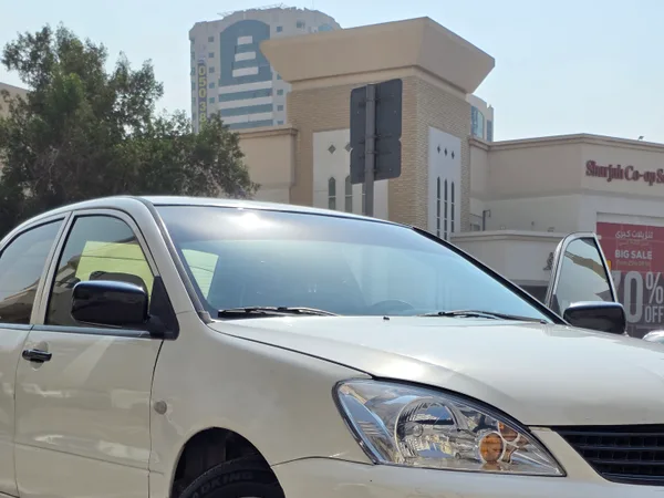 Cars for sale in uae Mitsubishi Lancer