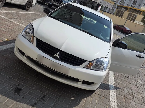 Cars for sale in uae Mitsubishi Lancer
