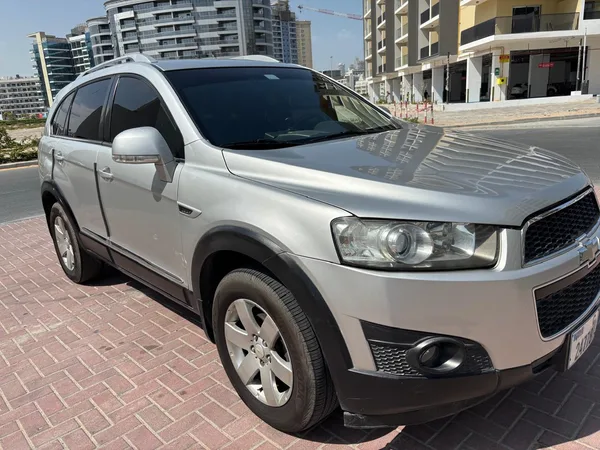 Cars for sale in uae Chevrolet Captiva