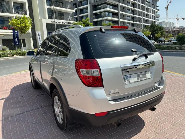 Cars for sale in uae Chevrolet Captiva