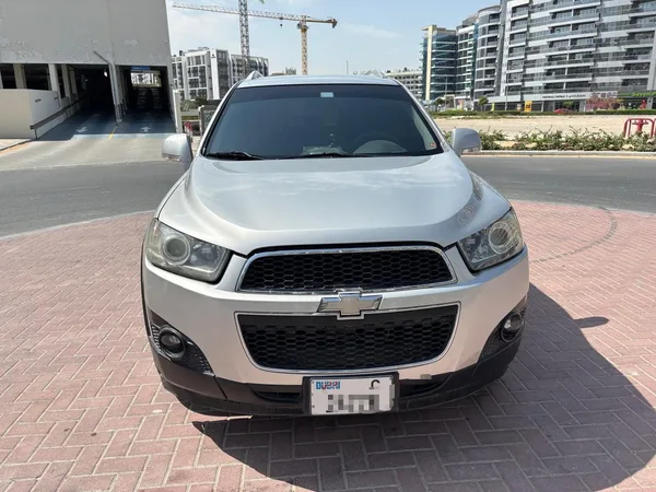 Cars for sale in uae Chevrolet Captiva