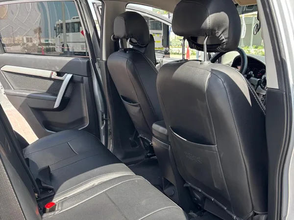 Cars for sale in uae Chevrolet Captiva