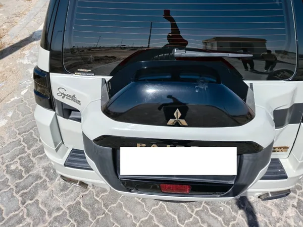 Cars for sale in uae Mitsubishi Pajero