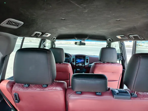 Cars for sale in uae Mitsubishi Pajero