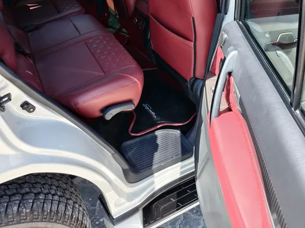 Cars for sale in uae Mitsubishi Pajero