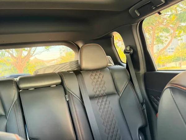 Cars for sale in uae Mitsubishi Outlander