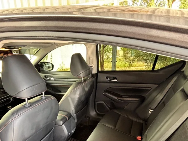 Cars for sale in uae Nissan Altima