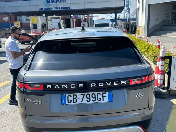 Cars for sale in uae Land Rover Range Rover