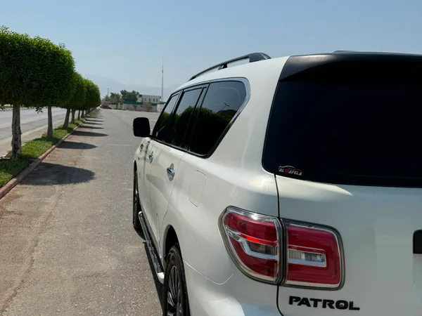 Cars for sale in uae Nissan Patrol