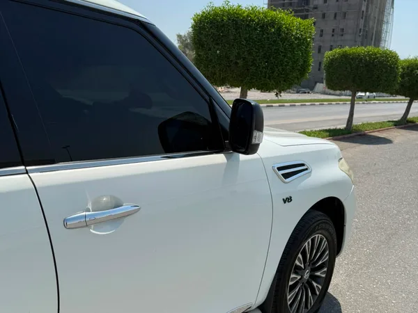 Cars for sale in uae Nissan Patrol