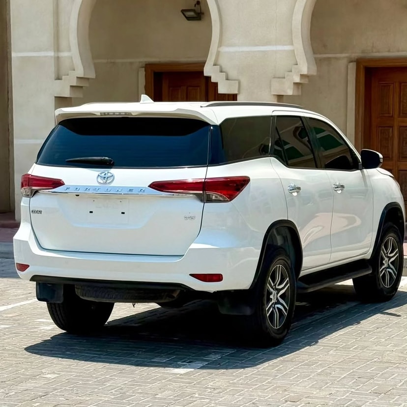 Cars for sale in uae Toyota Fortuner
