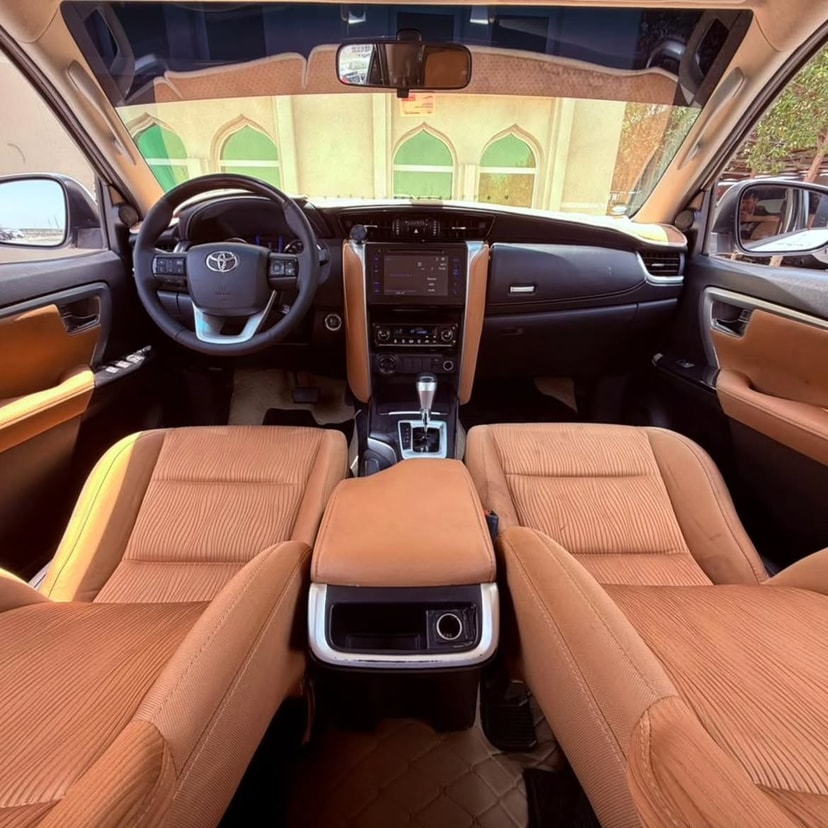 Cars for sale in uae Toyota Fortuner