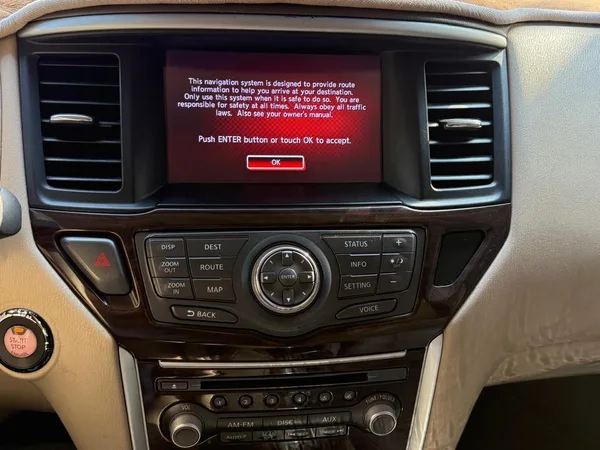 Cars for sale in uae Nissan Pathfinder
