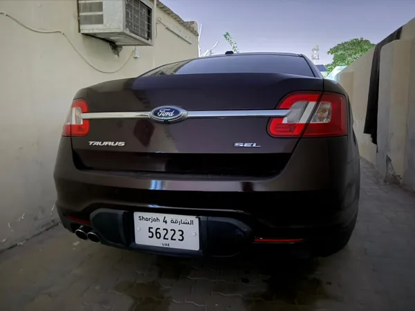 Cars for sale in uae Ford Taurus