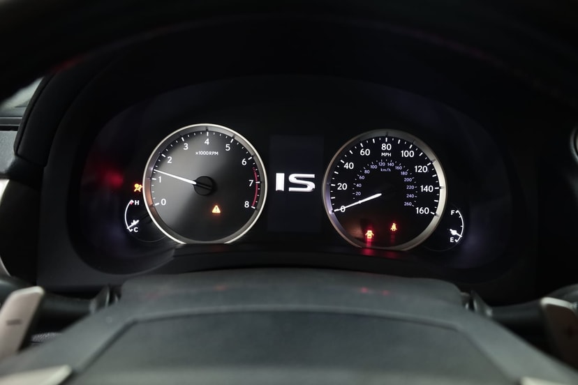 Cars for sale in uae Lexus LS
