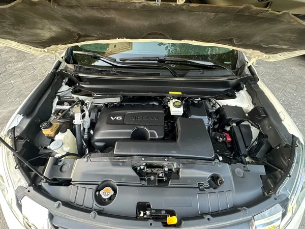Cars for sale in uae Nissan Pathfinder