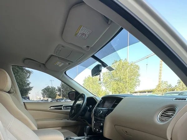 Cars for sale in uae Nissan Pathfinder