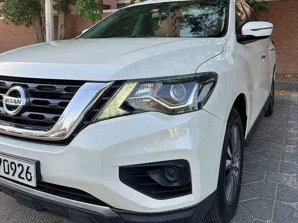 Cars for sale in uae Nissan Pathfinder
