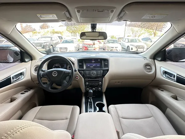Cars for sale in uae Nissan Pathfinder