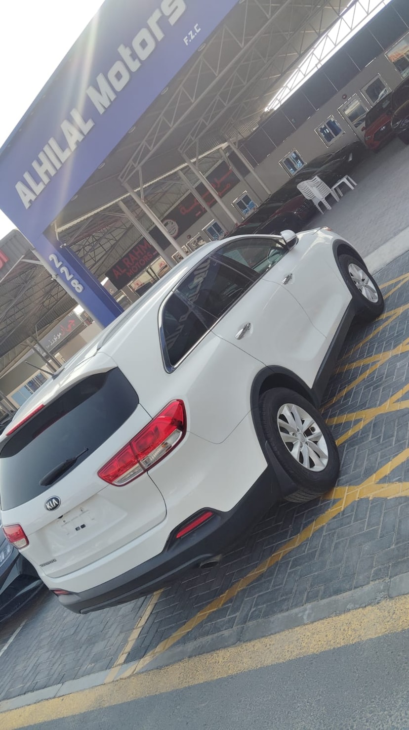Cars for sale in uae Kia Sorento