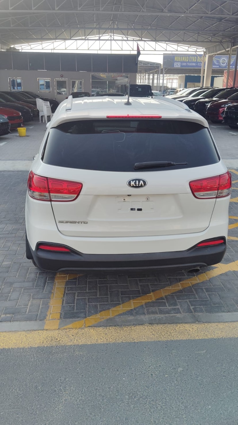 Cars for sale in uae Kia Sorento