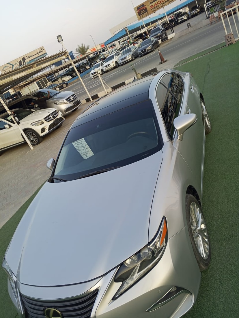 Cars for sale in uae Lexus ES